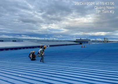 CDR Home Thi cong hệ thống sơn mái nhà xưởng Panko Tam Thăng